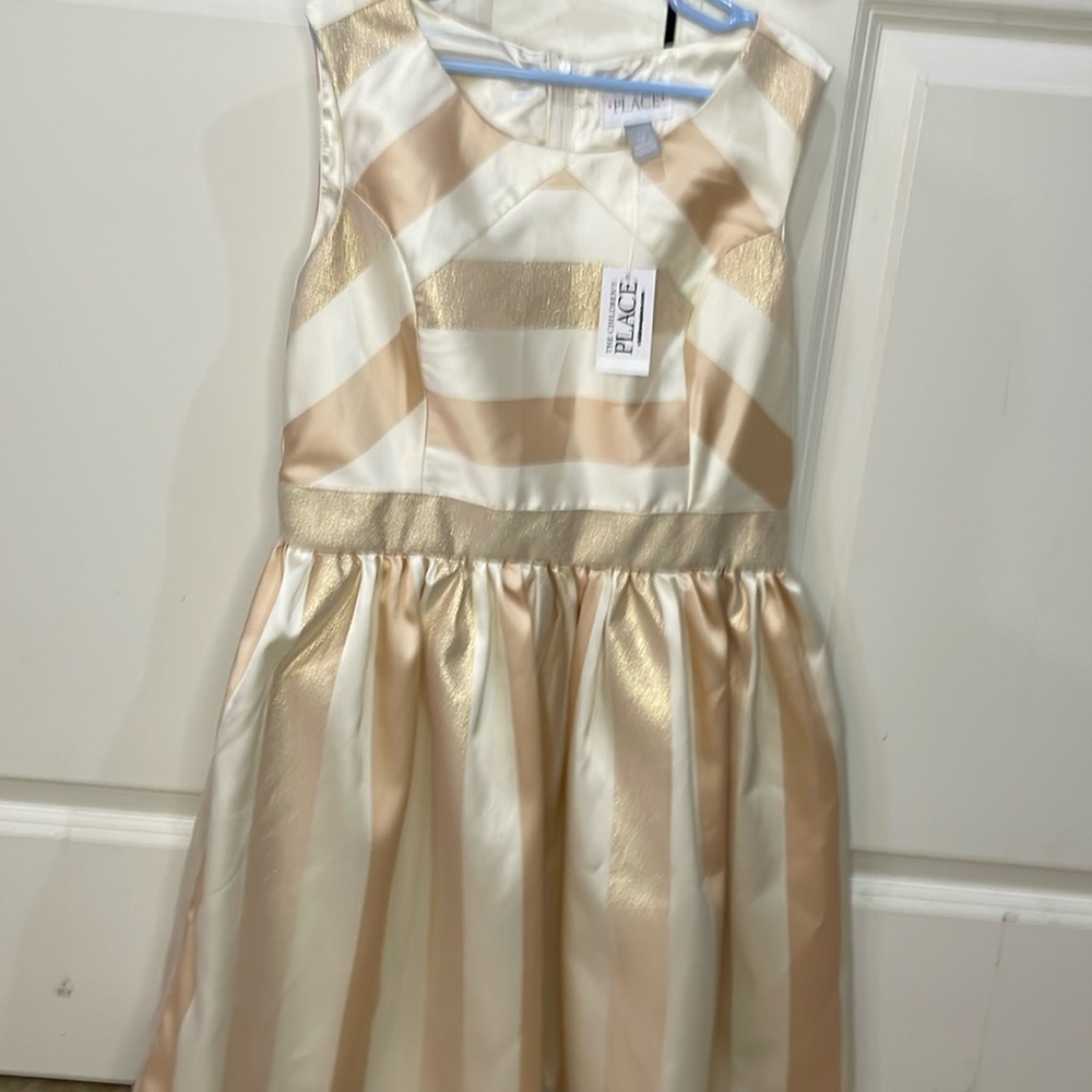 Dress - Picture 1 of 2